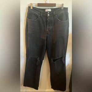 Abercrombie and Fitch “The 90’s Low Rise Baggy” Jean in size 6R/28 “curve love”